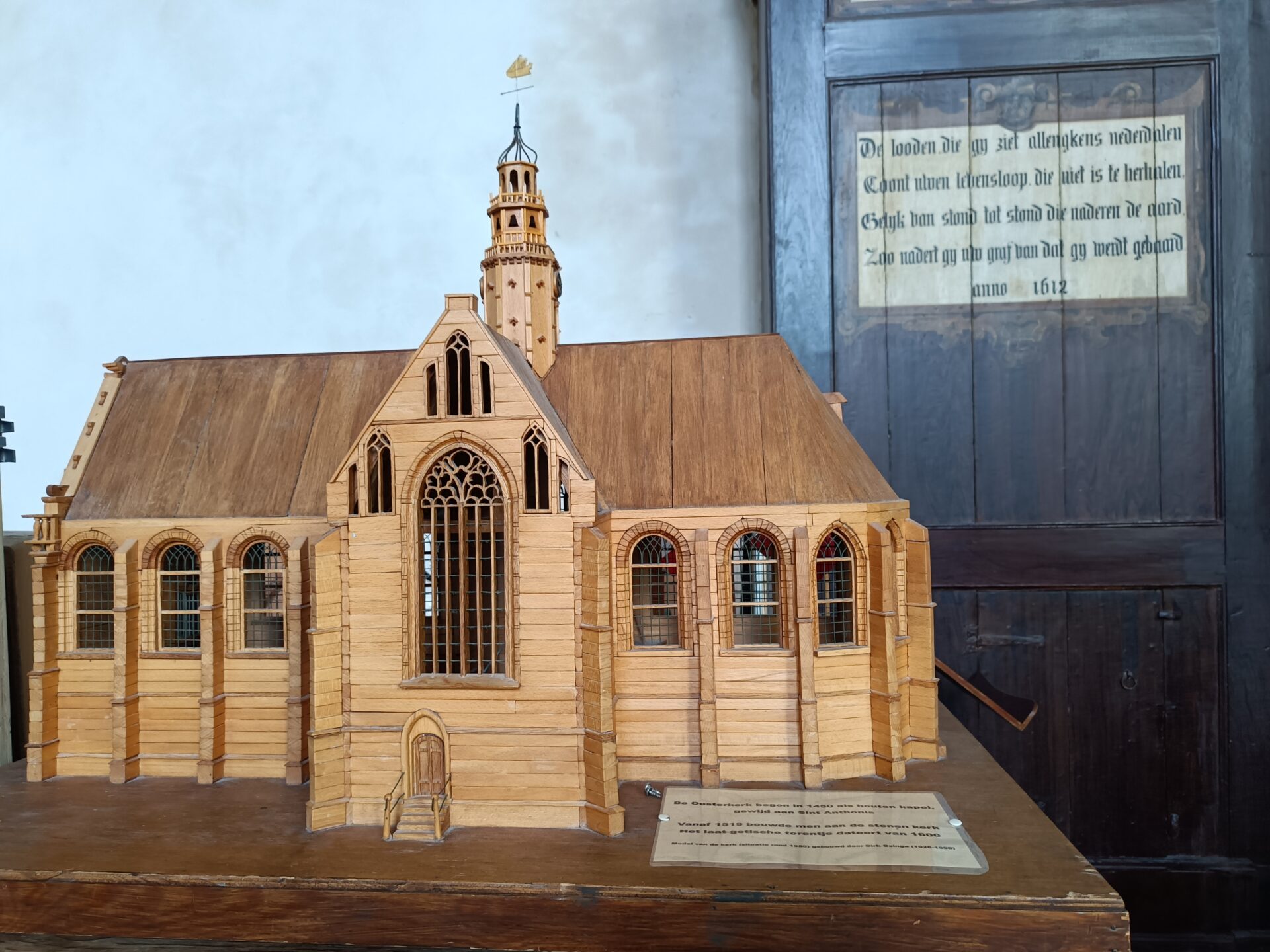 Van de voorzitter: over een maquette, een tegeltje en nog meer prachtige dingen.